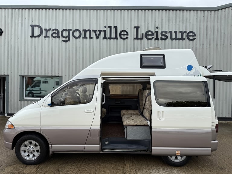 1997 Toyota Granvia Wellhouse 2.7 Petrol Automatic Camper Van 2 Berth