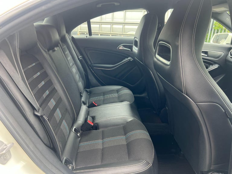 MERCEDES-BENZ CLA 2.1 CLA200d Sport 2017