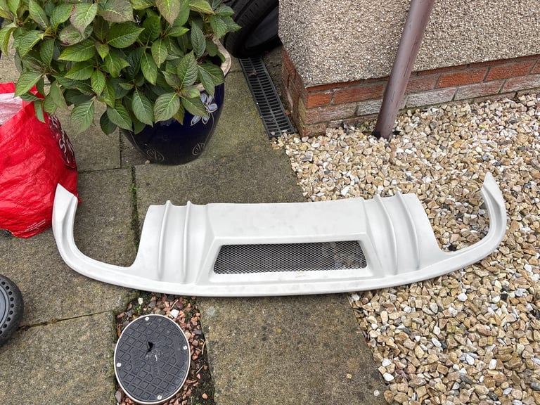 Audi s valance