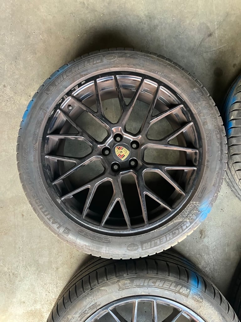 Alloys wheels Porsche macan GTS Spyder 20inch