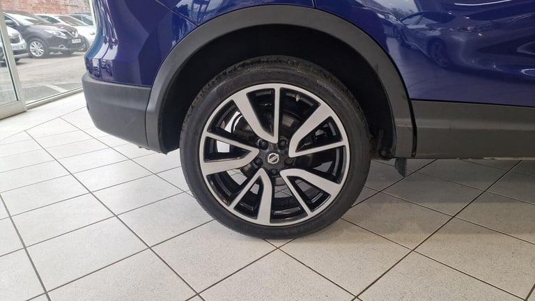2016 Nissan Qashqai 1.2 DIG-T Tekna 2WD Euro 6 (s/s) 5dr HATCHBACK Petrol Manual