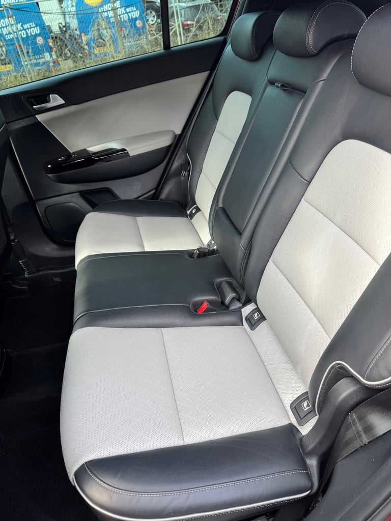 Kia, SPORTAGE, Estate, 2022, Manual, 1598 (cc), 5 doors