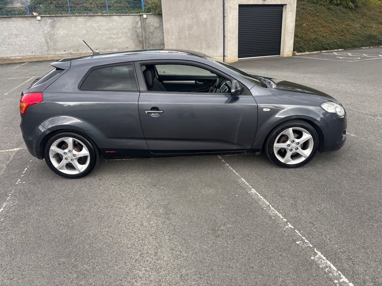 Kia, PRO CEED, Hatchback, 2009, Manual, 1991 (cc),3 doors - Image 2