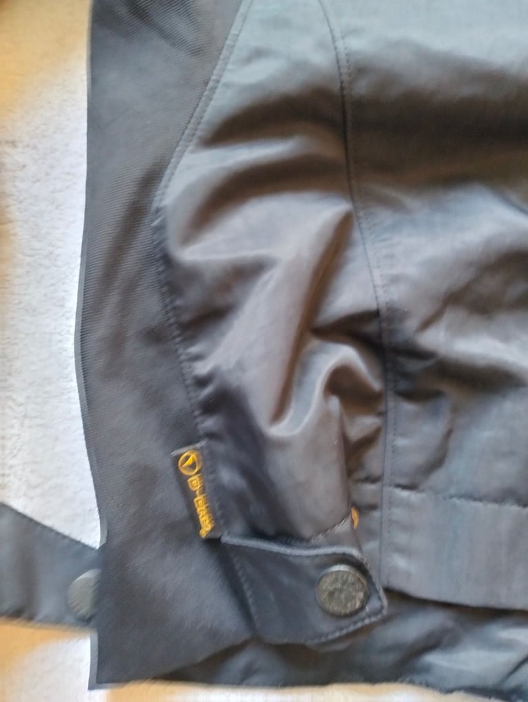 Dainese  D-Dry Ladies Textile All-Weather Motorcycle Jacket - Size EU 42 UK 32" Small