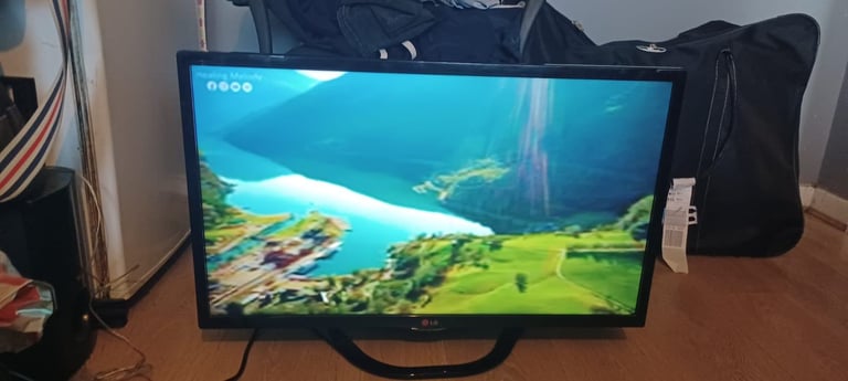 FREE DELIVERY excellent 39 LG LED full HDTV 1080p freeveiw channels inbuilt 