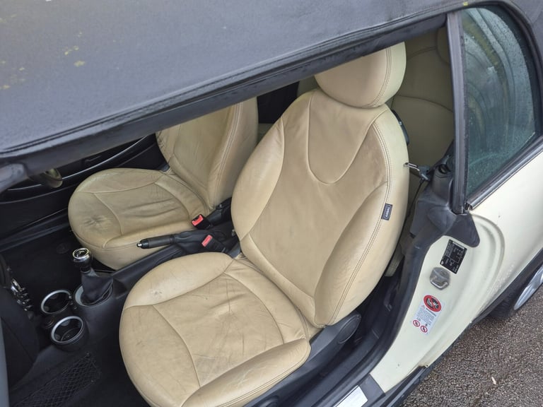 2010 MINI Convertible 1.6 One 2dr CONVERTIBLE Petrol Manual