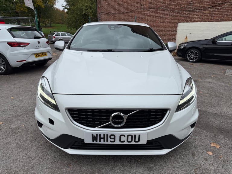 2019 Volvo V40 1.5 T3 R-Design Edition Auto Euro 6 (s/s) 5dr HATCHBACK Petrol Automatic