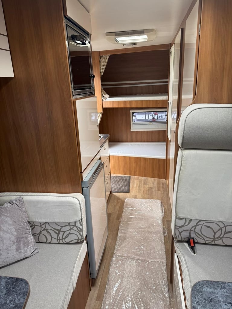 2016 - Rimor Katamarano 9  64,000 Miles - 7 Berth / 7 Belts Automatic