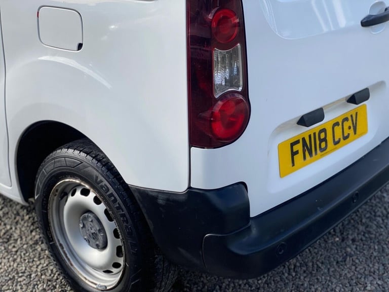 2018 Peugeot Partner 850 1.6 BlueHDi 100 Professional Van ATV PANEL VAN DIESEL Manual