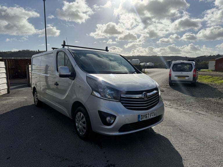 2017 Vauxhall Vivaro 1.6 CDTi 2900 Sportive Panel Van 5dr Diesel Manual L2 H1 Euro 6 (120 ps) PAN...