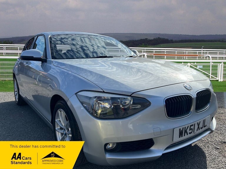 image for 2011 BMW 1 Series 118i SE 5dr HATCHBACK Petrol Manual