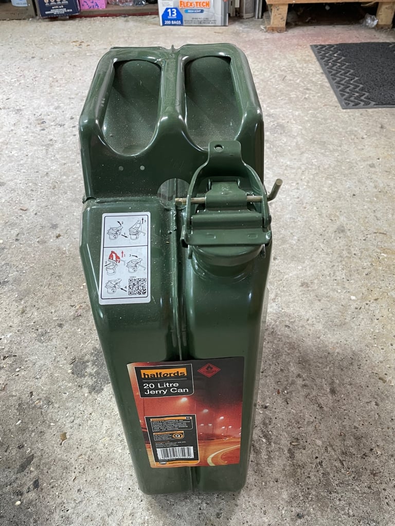 Halfords 20L Jerry Can