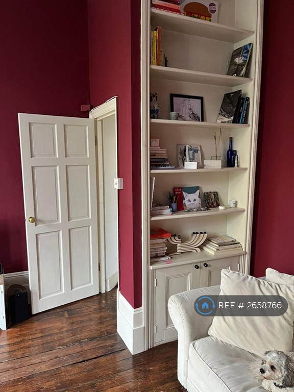 2 bedroom flat in Fountayne Road, London, N16 (2 bed) (#2658766)