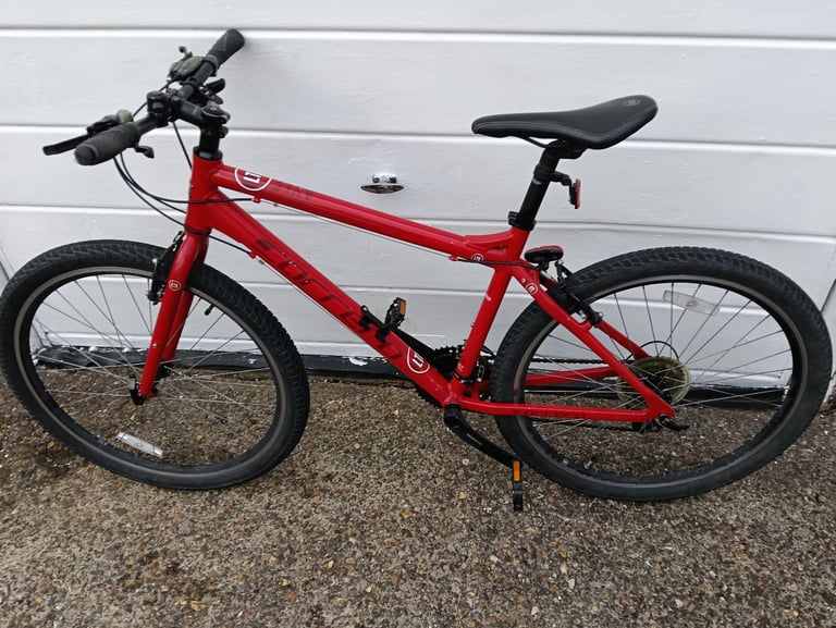 Carrera axle limited edition mountain bike, MUST SELL THIS WEEKEND 👍🚲