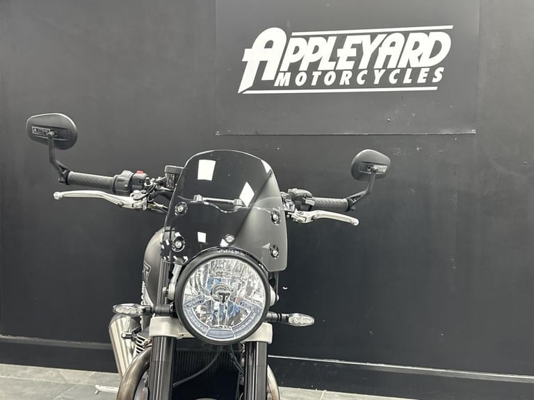 TRIUMPH SPEED TWIN 1200