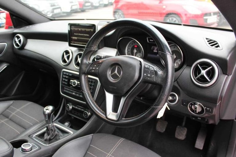 2014 Mercedes-Benz CLA CLA 180 Sport 4dr Manual Saloon Petrol Manual