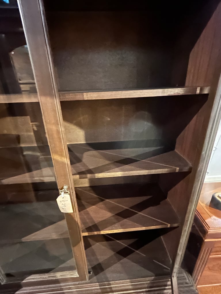 Display cabinet