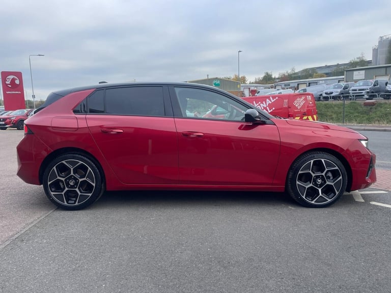 2025 Vauxhall Astra Ultimate 1.2T 145PS MHEV Hybrid e-DCT6 Auto HATCHBACK Petrol/Electric Hybrid ...