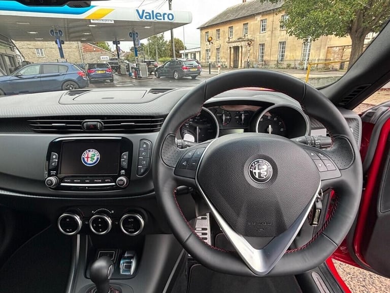 2018 Alfa Romeo Giulietta 1750 TBi Veloce Hatchback 5dr Petrol TCT Euro 6 (240