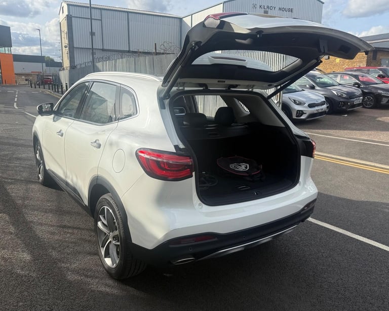 2022 MG MG HS 1.5 T-GDI 16.6kWh Exclusive Auto Euro 6 (s/s) 5dr ESTATE Petrol/Electric Hybrid Aut...