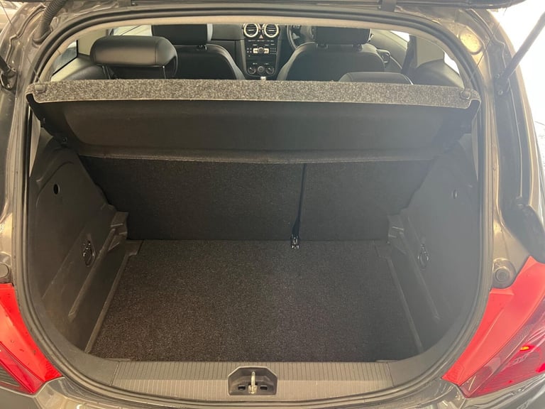 2013 Vauxhall Corsa 1.4 16V SE Auto Euro 5 3dr HATCHBACK Petrol Automatic