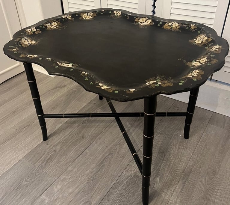 image for Victorian Antique Hand Painted Papier Mache Scalloped Edge Folding Tray Table