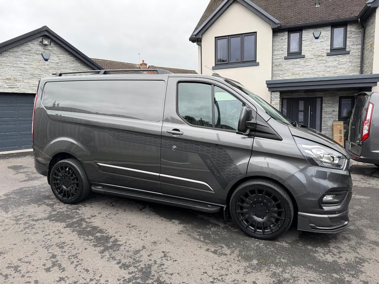 2023/23 FORD TRANSIT CUSTOM LIMITED 170PS RS EDITION AUTO SWB VAN "NO VAT"