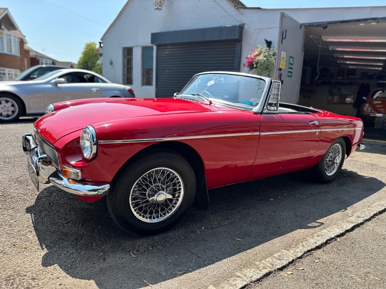 1965 MG MGB PULL HANDLE  Petrol Manual