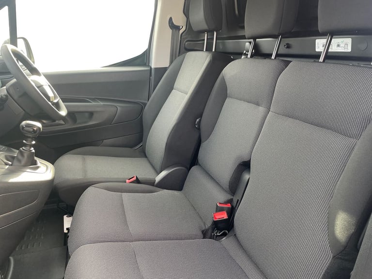  Vauxhall Combo 1.5 Turbo D 2300 Pro Xl Panel Van 6dr Diesel Manual Lwb Euro 6