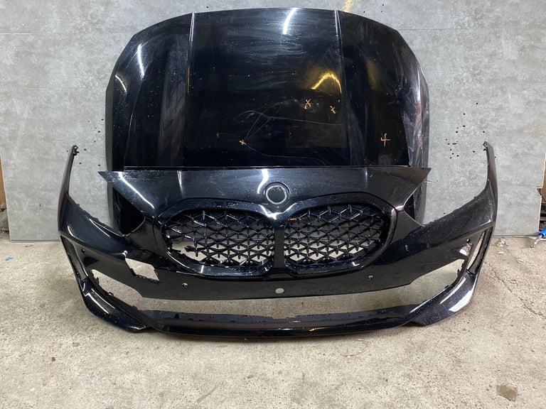 Bmw f40 msport 1 series front bumper and bonnet 2020-2024 