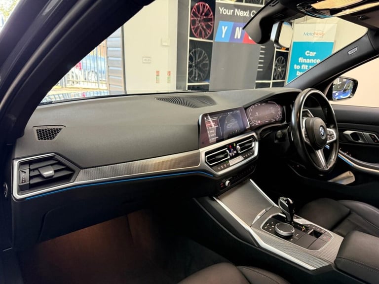 2021 BMW 3 Series 2.0 330e 12kWh M Sport Touring Auto Euro 6 (s/s) 5dr Estate PETROL/ELECTRIC Aut...