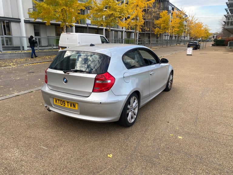 BMW, 1 SERIES, Hatchback, 2009, Manual, 1995 (cc), 3 doors