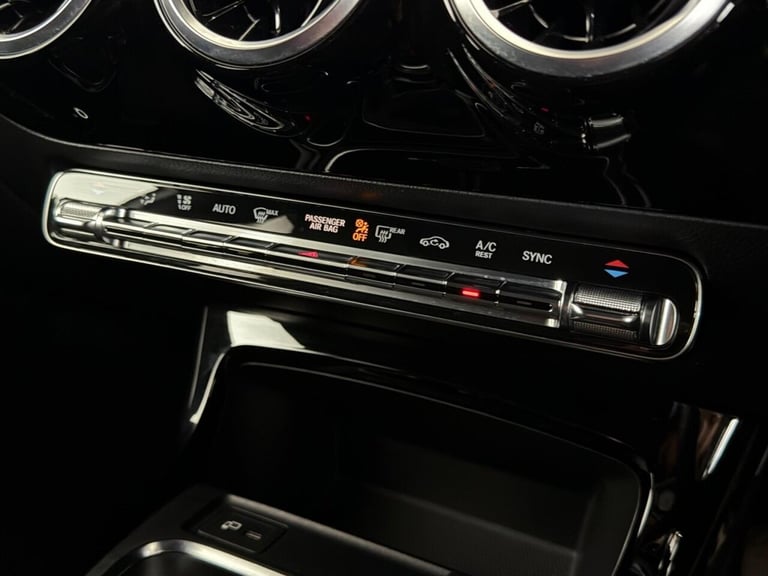 2019 Mercedes-Benz A-Class 1.3 A200 AMG Line (Executive) Euro 6 (s/s) 5dr Hatchback Petrol Manual