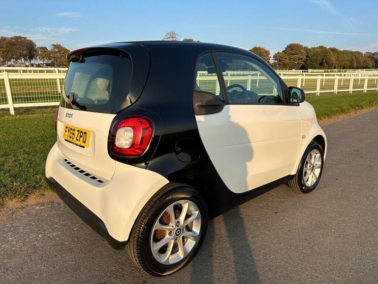 2016 smart fortwo 1.0 Passion 2dr Auto COUPE Petrol Automatic