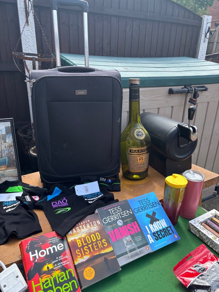 Job lot car boot items £30 the lot
