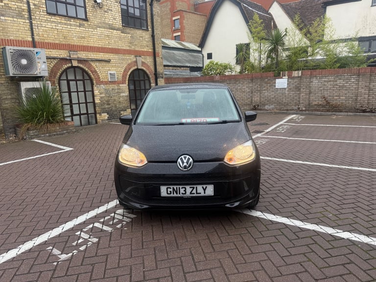 Volkswagen, UP, Hatchback, 2013, Manual, 999 (cc), 3 doors