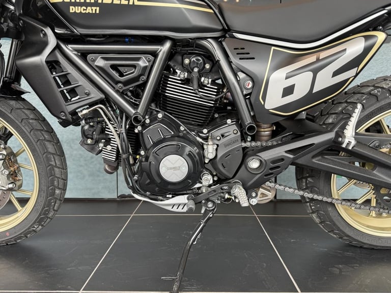 DUCATI SCRAMBLER FULL THROTTLE