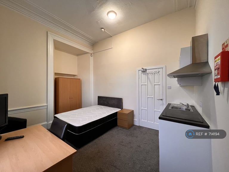 Studio flat in Broughty Ferry Road, Dundee, DD4 (714194) in Dundee