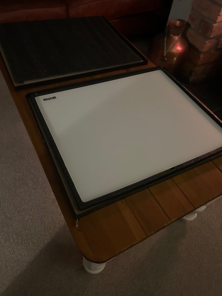 Glass (skypad) mouse pad great for tracking 