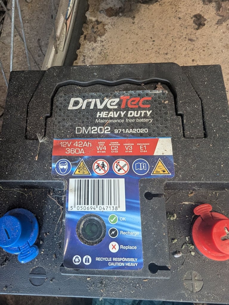 Nearly New Drivetec Car battery 