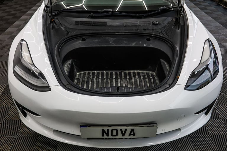 2020 Tesla Model 3 Standard Range Plus Saloon 4dr Electric Auto RWD (241 bhp) Saloon ELECTRIC Aut...