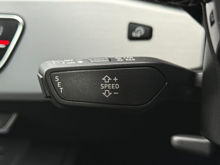 2023 Audi A4 Avant 2.0 TFSI 35 S line Estate 5dr Petrol S Tronic Euro 6 (s/s) (150 ps) ESTATE Pet...