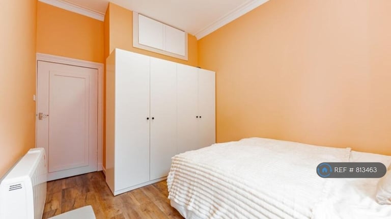 1 bedroom flat in Laurel Place, Glasgow, G11 (1 bed) (#813463)