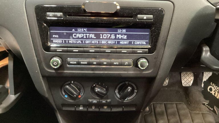 2014 Skoda Rapid Spaceback 1.2 TSI 105 SE 5dr HATCHBACK PETROL Manual