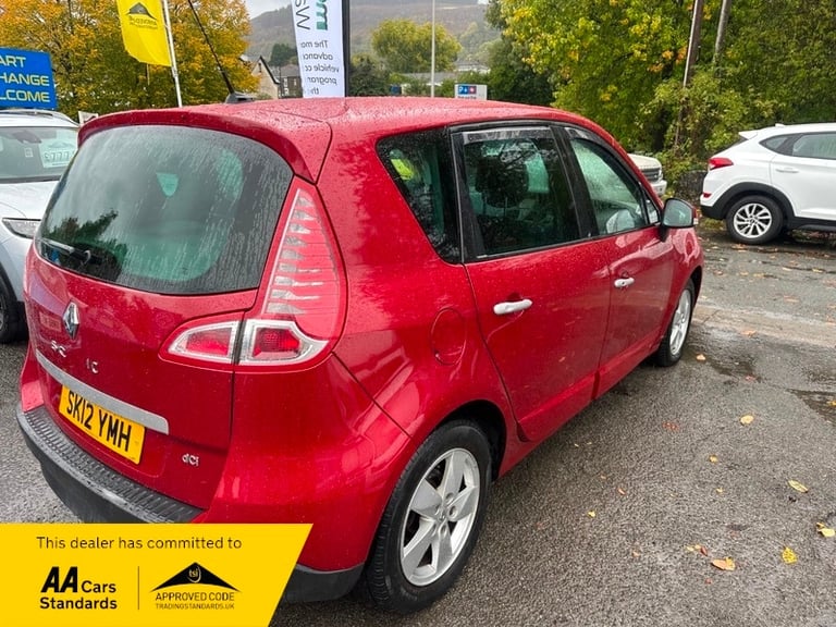 2012 Renault Scenic DYNAMIQUE TOMTOM DCI MPV Diesel Manual