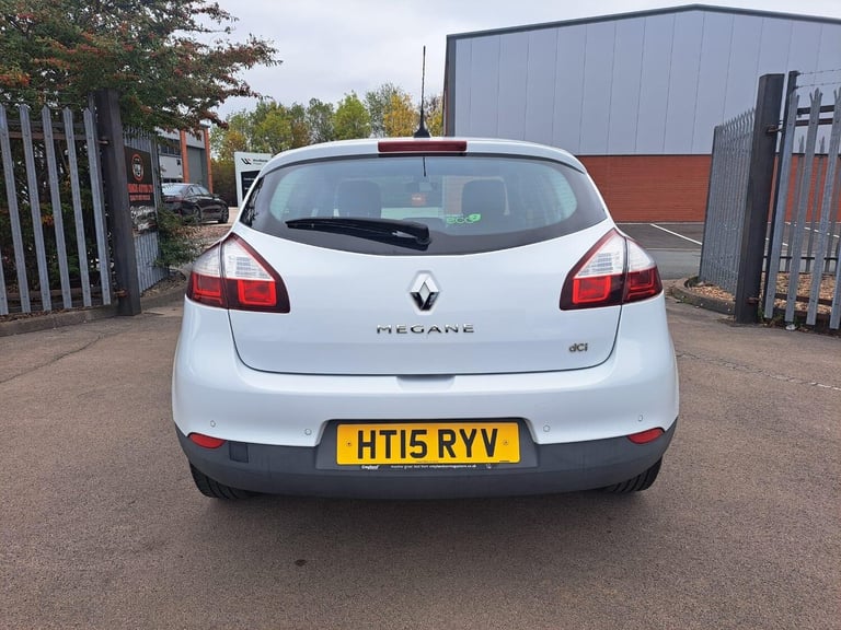 2015 Renault Megane 1.5 dCi Dynamique Nav Euro 6 (s/s) 5dr HATCHBACK Diesel Manual