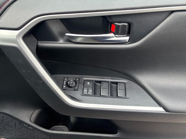 2023 Toyota RAV4 2.5 PHEV Dynamic 5dr CVT ESTATE PETROL/ELECTRIC Automatic