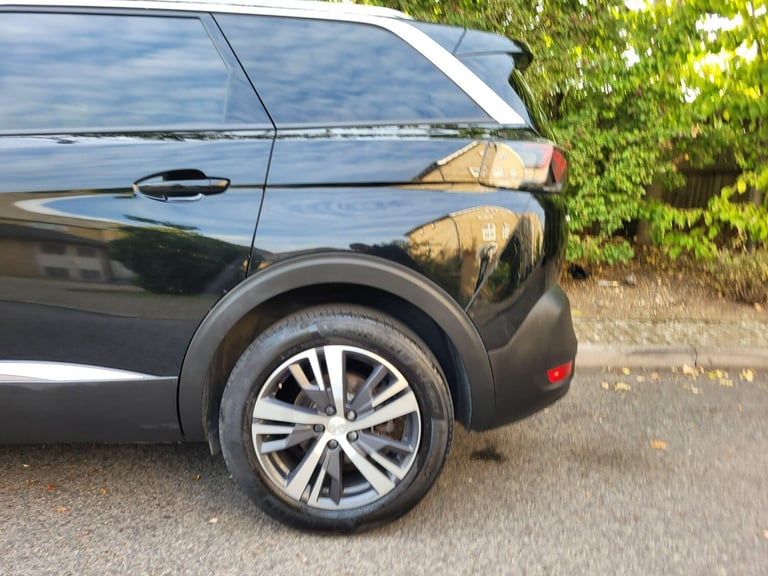 2023 Peugeot 5008 1.5 BlueHDi Allure EAT Euro 6 (s/s) 5dr HATCHBACK Diesel Automatic