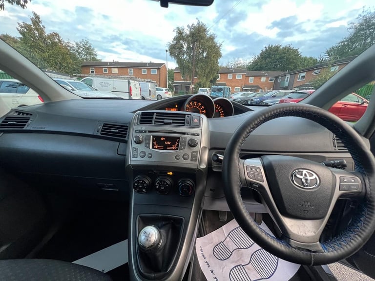 2010 Toyota Verso 1.6 V-matic TR 5dr MPV Petrol Manual