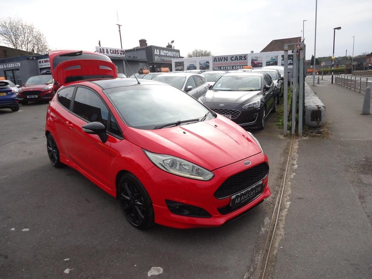 2017 FORD FIESTA 1.0 EcoBoost (140HP) ST-LINE RED EDITION ONLY 18K MILES SAT NAV